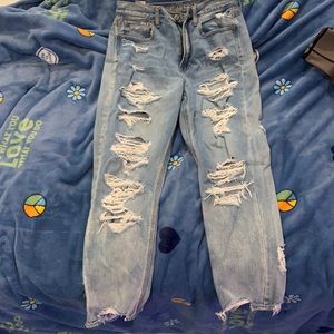 American Eagle mom jeans